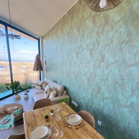 Apartamento Amber Skies Seafront Retreat