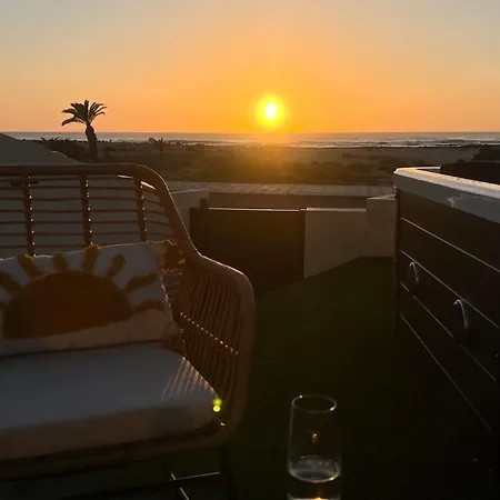 Apartamento Amber Skies Seafront Retreat