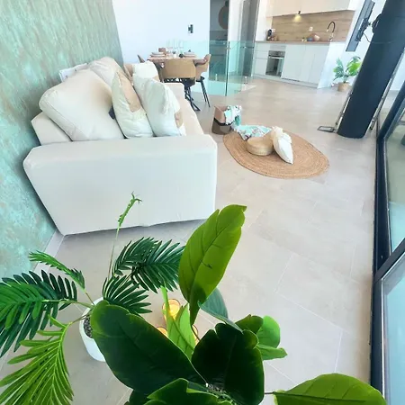 Apartamento Amber Skies Seafront Retreat *