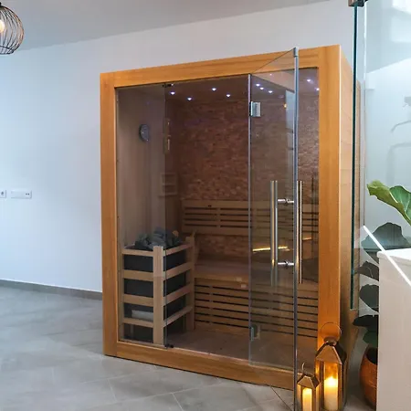 Amber Skies Seafront Retreat Apartamento *